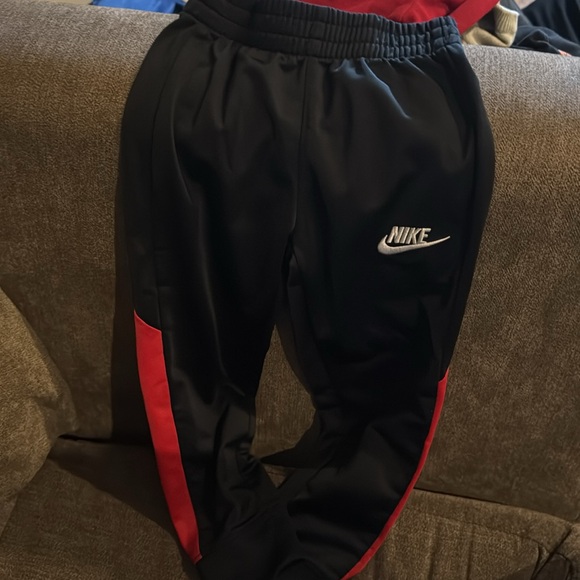 Nike Red and Black Tracksuit - Picture 7 of 12